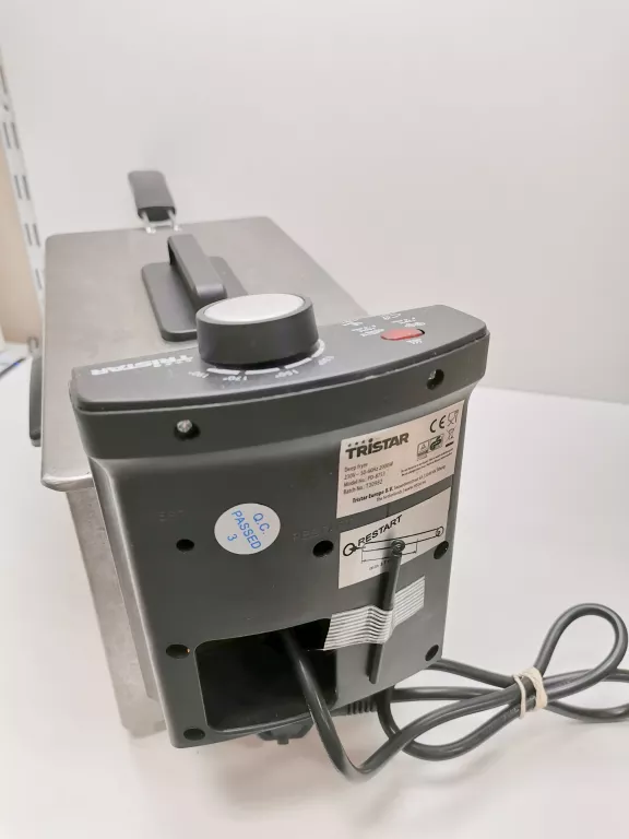 FRYTKOWNICA TRADYCYJNA TRISTAR PD-8753 2000 W 3 L