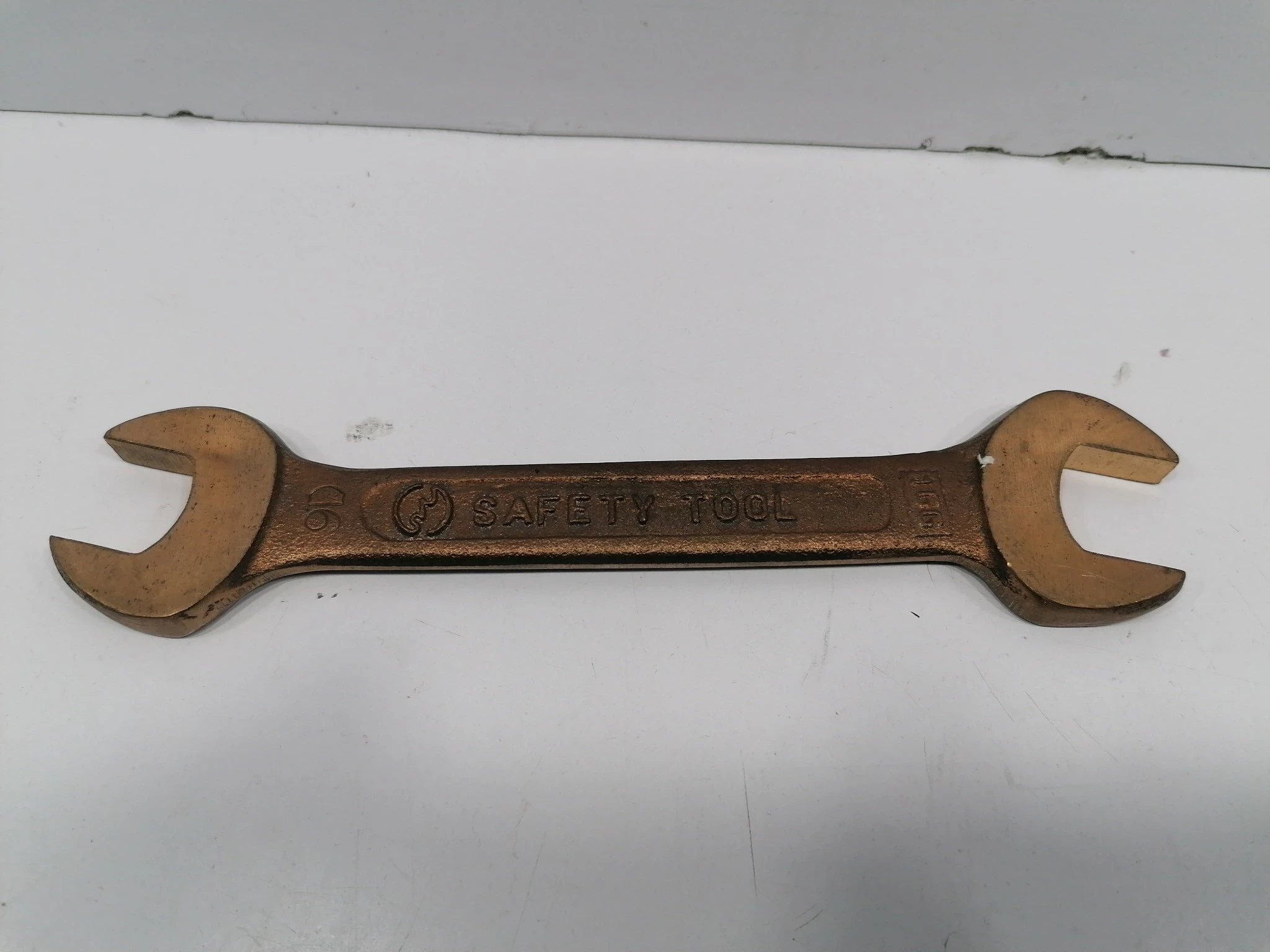 klucze-nieiskrzace-safety-tools-rozne-rodzaj-klucza-inny