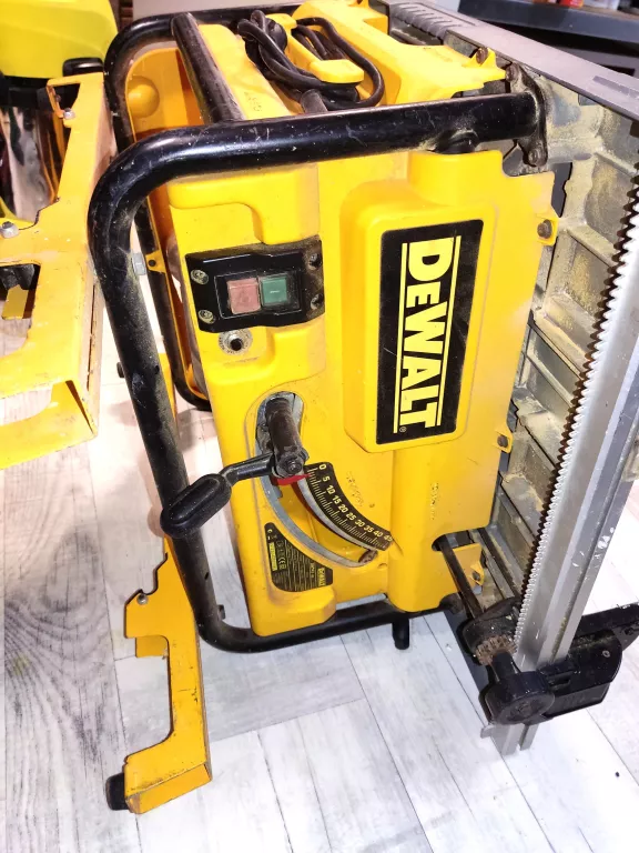 pila-stolowa-dewalt-dw745-qs-kod-producenta-dw745-qs