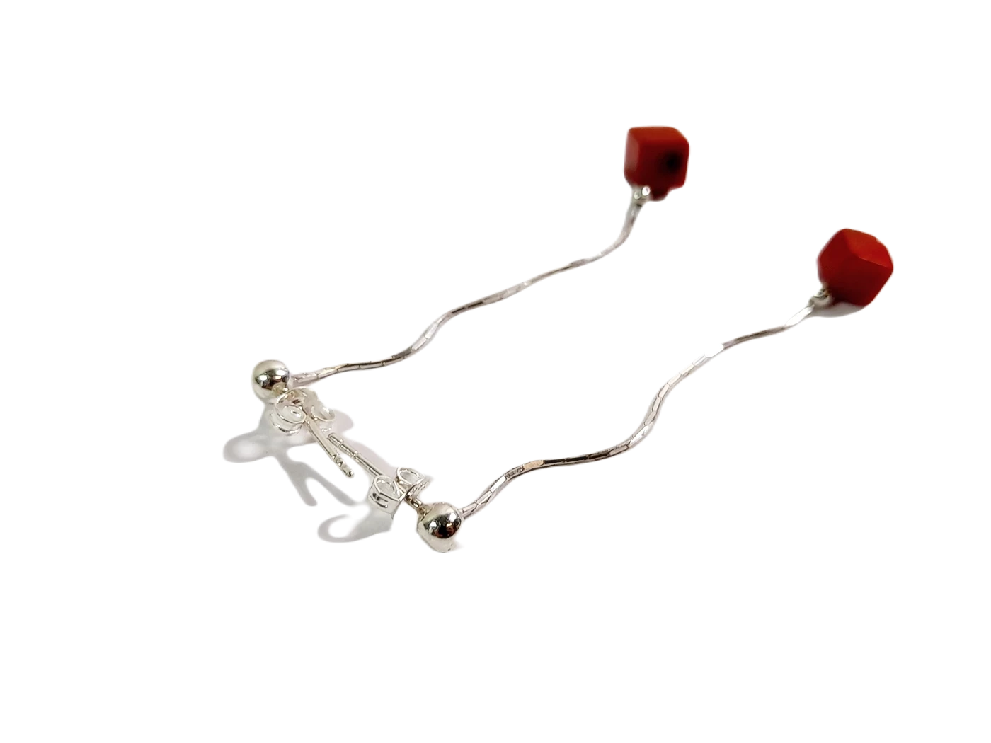 sdg185-srebro-925-kolczyki-czerwone-kwadraty-22g-material-15835-4