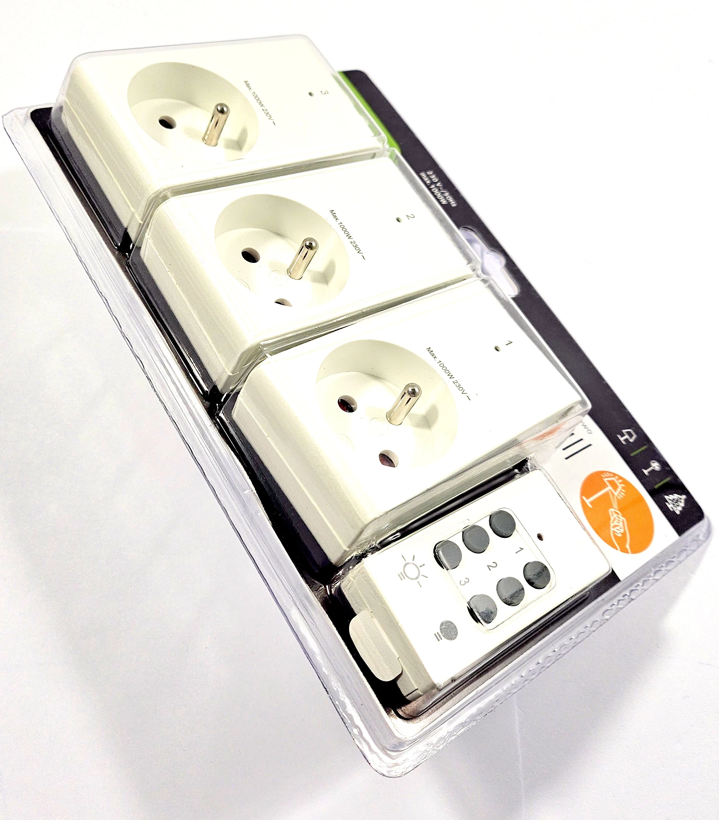 gao-zestaw-3-gniazd-sterowanych-radiowo-pilot-stan-powystawowy