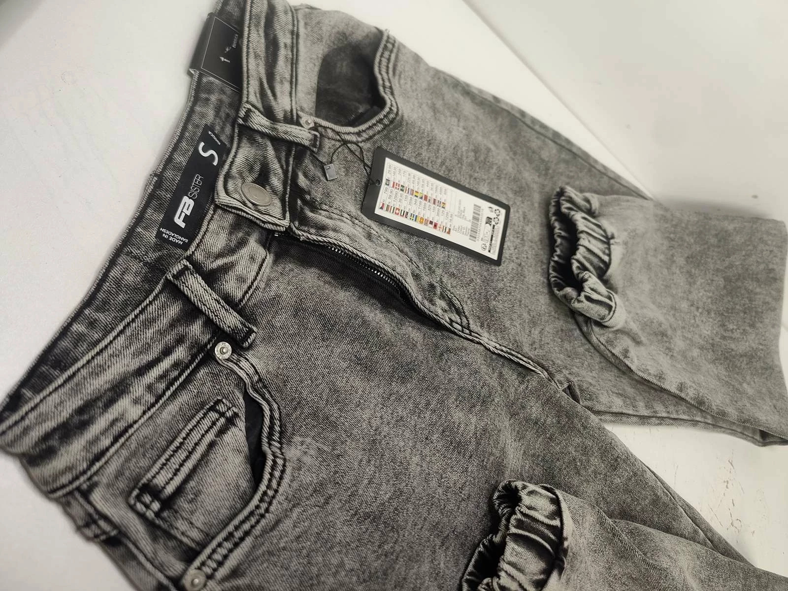 jogger-spodnie-fb-sister-s-material-dominujacy-201017-2317