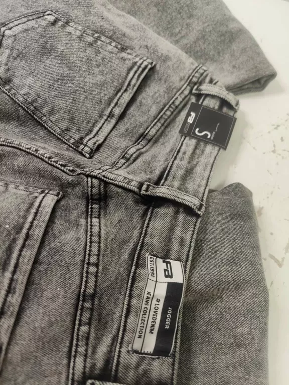 JOGGER SPODNIE FB SISTER S