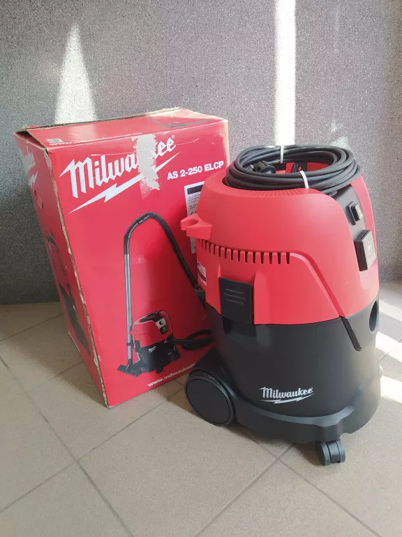 ODKURZACZ PRZEMYSŁOWY MILWAUKEE AS 2-250 ELCP KOMPLET + FV