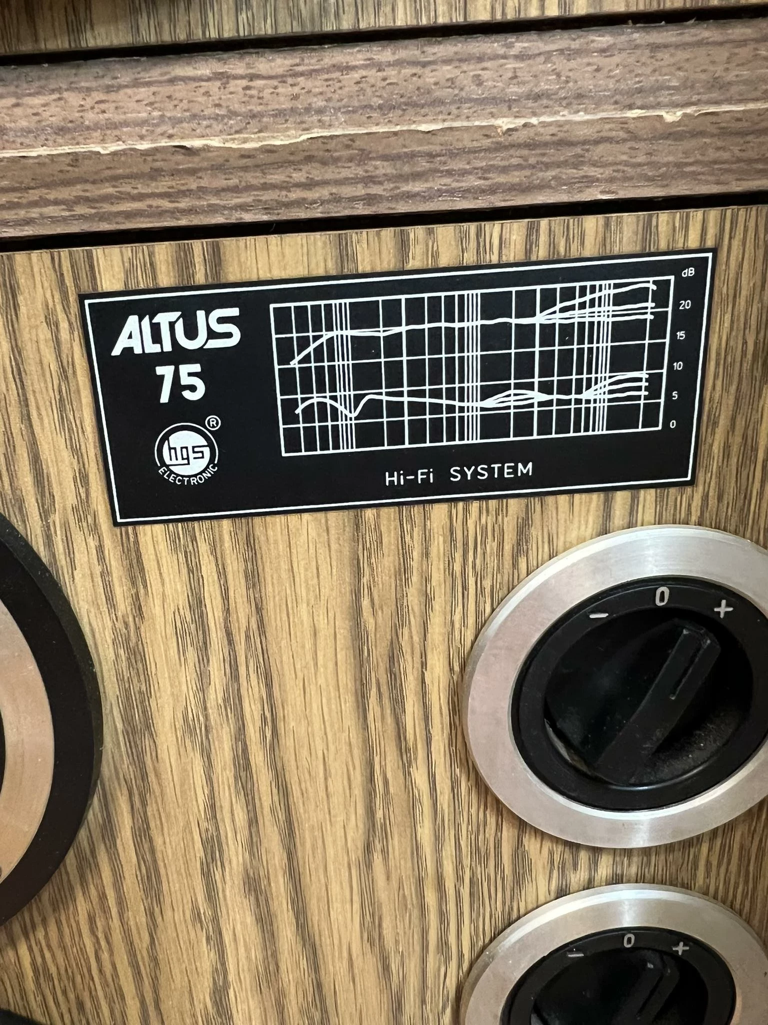 kolumny-altus-75-kolor-czarny