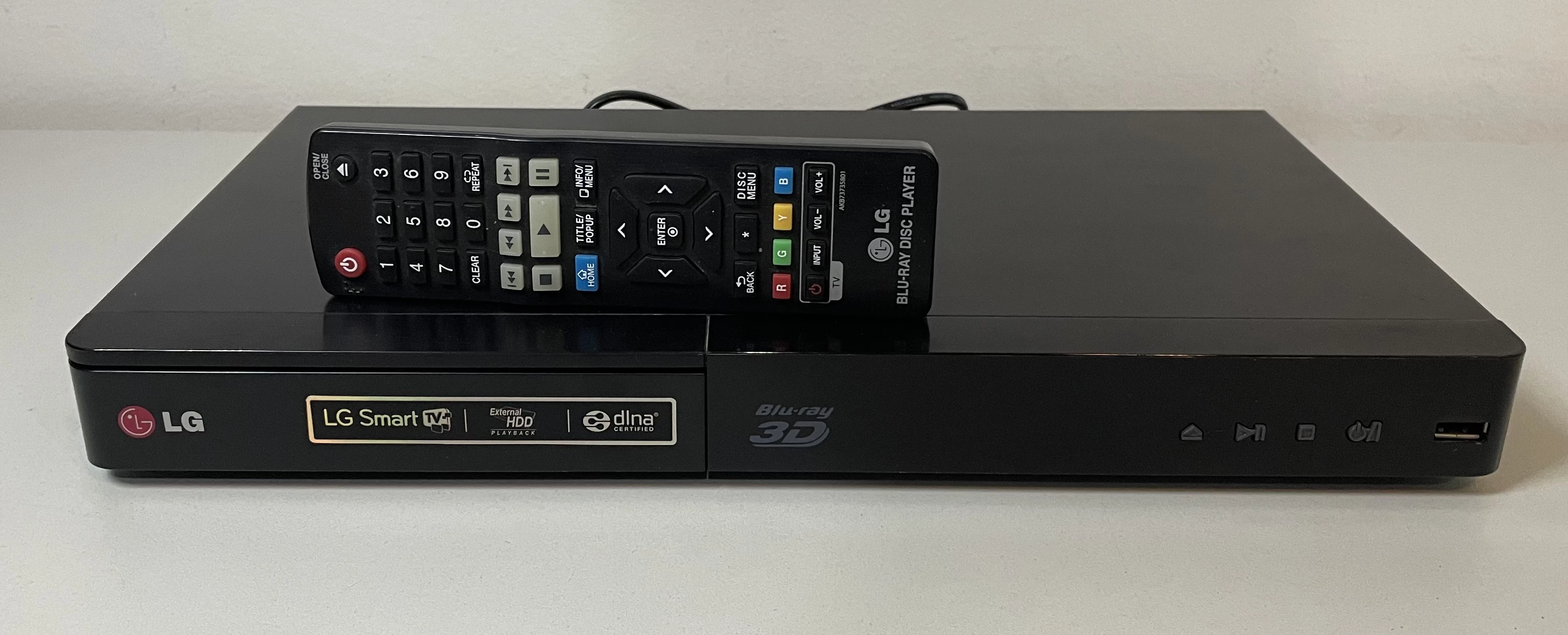 lg-bp440-odtwarzacz-blu-ray-3d-smart-tv-przemyslowa-1-wegrow