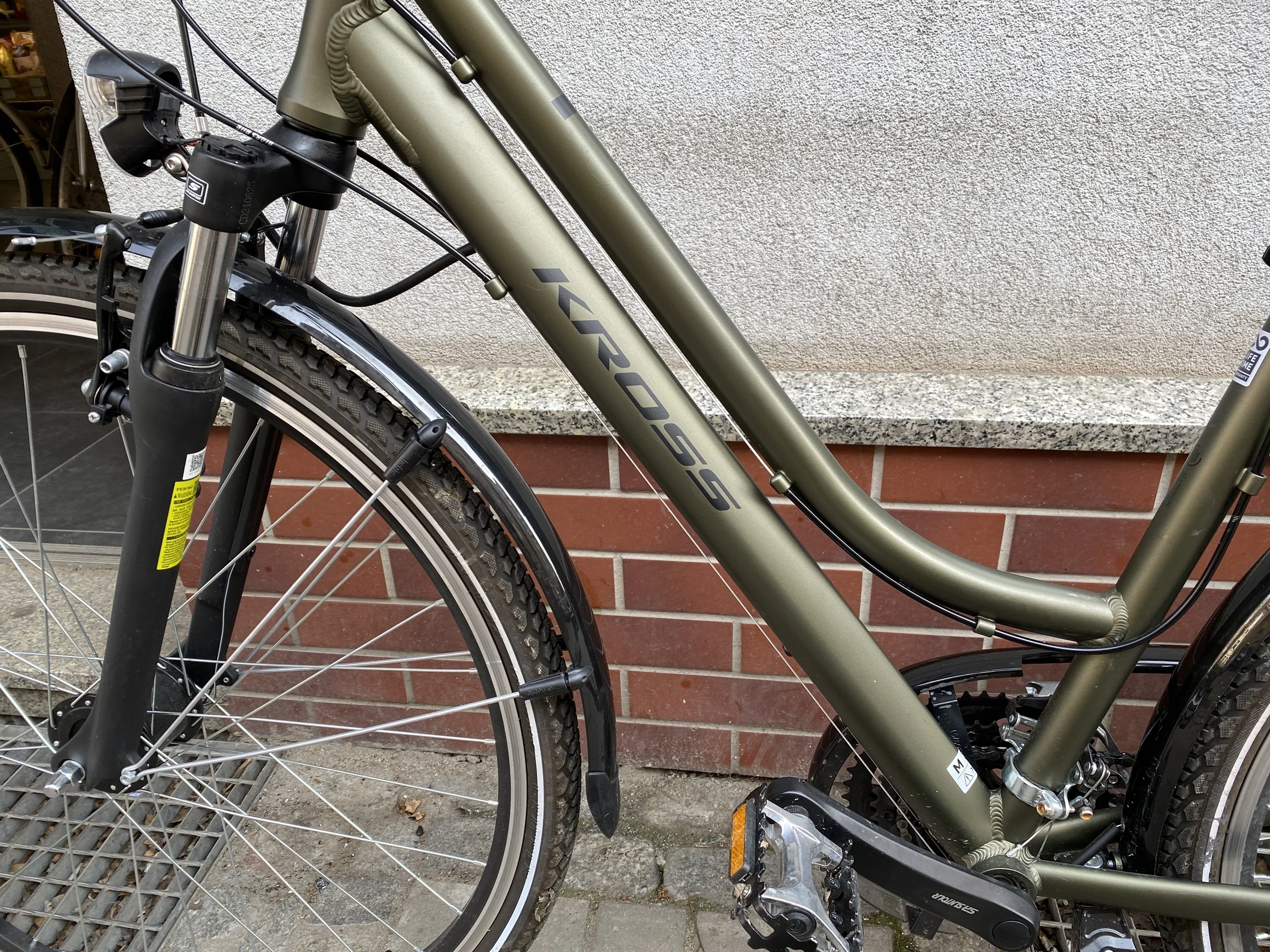 rower-trekkingowy-damski-kross-trans-30-rama-17-kola-28-kolor-zielony