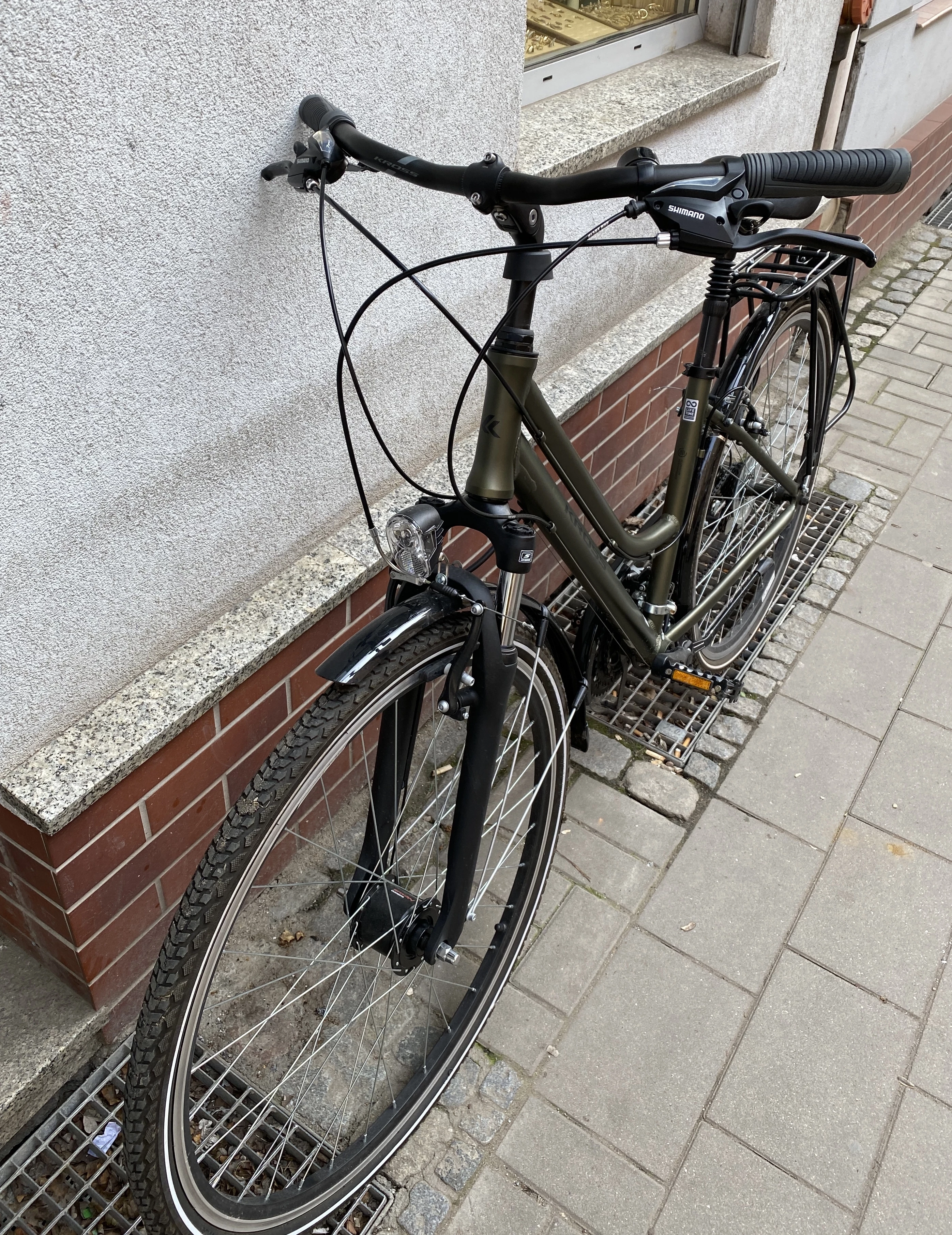 rower-trekkingowy-damski-kross-trans-30-rama-17-kola-28-rozmiar-ramy-17-cali