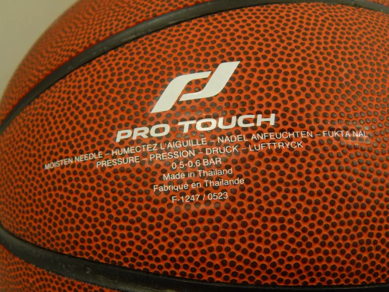PIŁKA DO KOSZYKÓWKI PRO TOUCH HARLEM 500