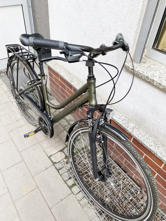 rower-trekkingowy-damski-kross-trans-30-rama-17-kola-28-model-trans-30