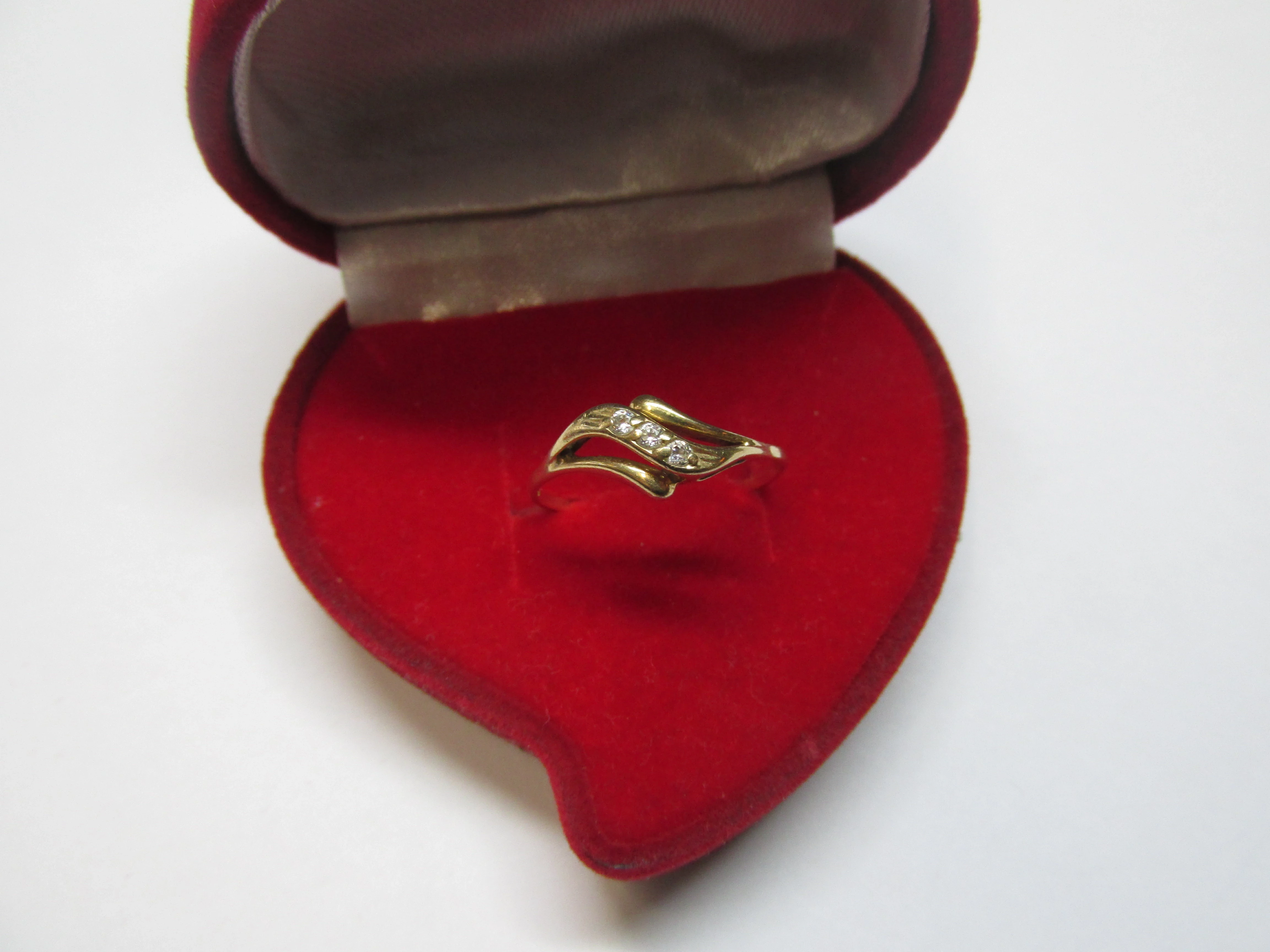 zloty-pierscionek-140g-r15-585-waga-320