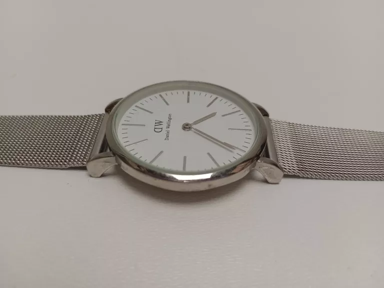 ZEGAREK DANIEL WELLINGTON 01080190518