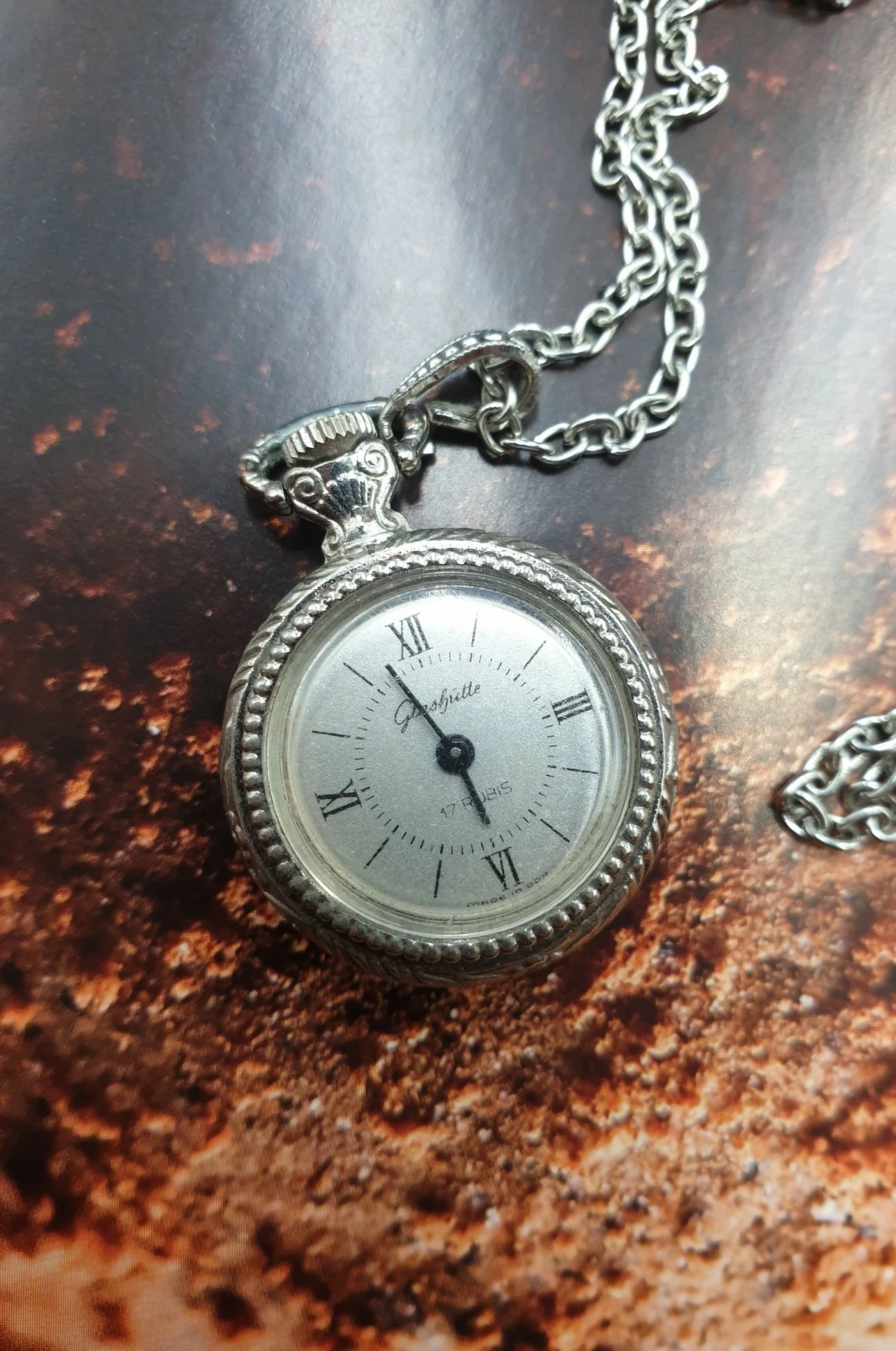 zegarek-glashutte-17-rubis-mechanizm-mechaniczny