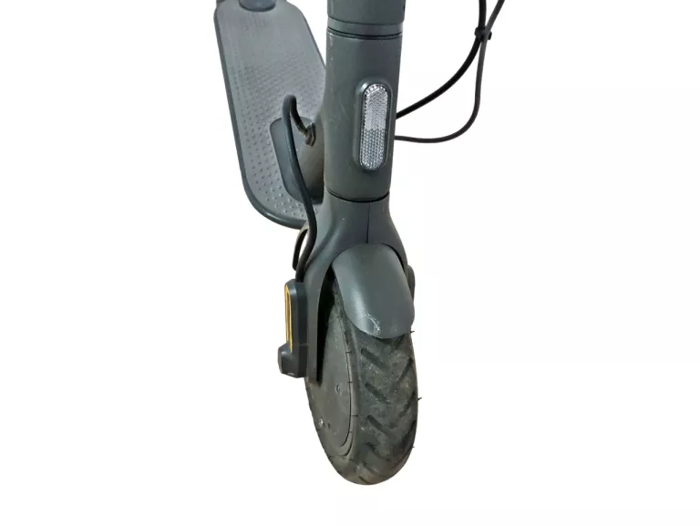 HULAJNOGA ELEKTRYCZNA XIAOMI MI ELECTRIC SCOOTER 1S 250W 25KM/H 8,5"