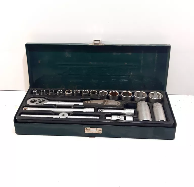 zestaw-kluczy-nasadkowych-wisent-zielona-skrzynka-pasieka-36-a-poznan-ska-x