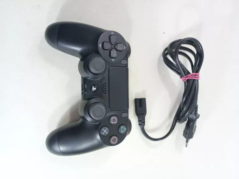KONSOLA PS4 SLIM CUH-2216A