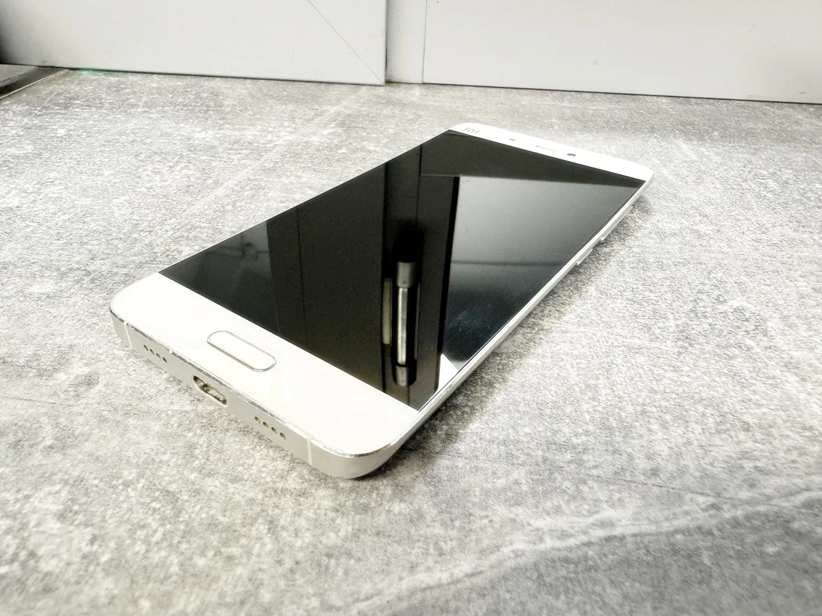 telefon-xiaomi-mi5-364-gb-stan-uzywany