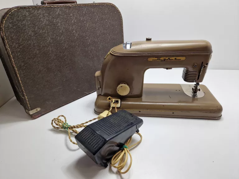 maszyna-do-szycia-tula-walizka-transportowa-stan-uzywany