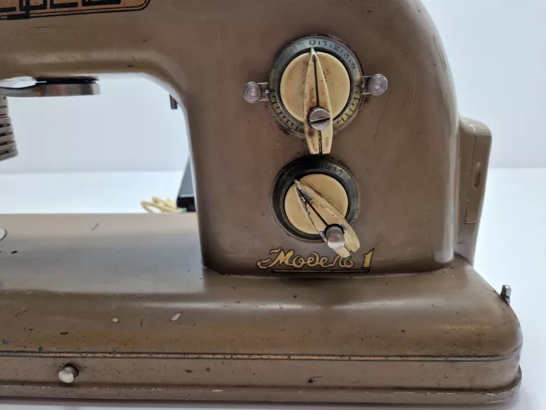 maszyna-do-szycia-tula-walizka-transportowa-ean-gtin-5213105955