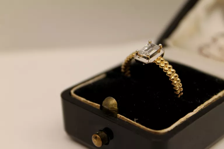 piekny-zloty-pierscionek-336g-585-r-16-rodzaj-2205-2