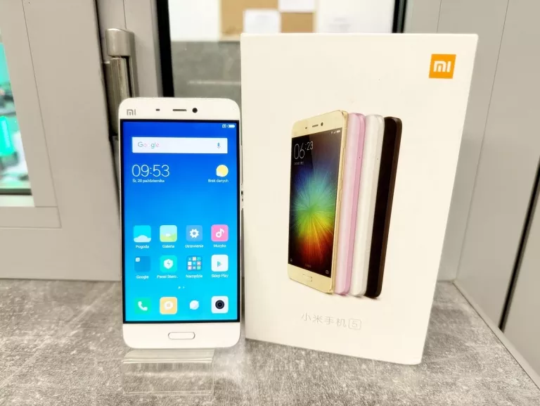 TELEFON XIAOMI MI5 3/64 GB