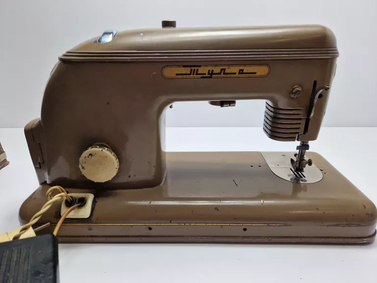 maszyna-do-szycia-tula-walizka-transportowa-kielczowska-51b-wroclaw-ship