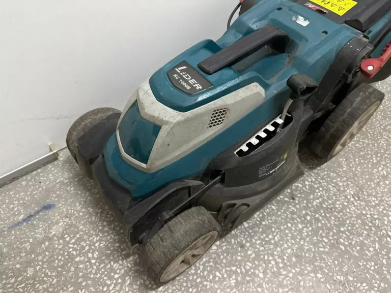 KOSIARKA ELEKTRYCZNA Z KOSZEM LIDER KC 1400B