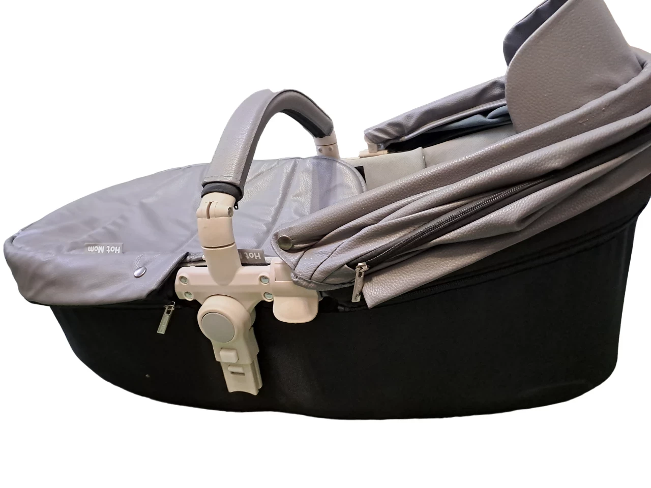 wozek-hot-mom-2w1-typu-360-skorzany-sama-gondola-stan-uzywany