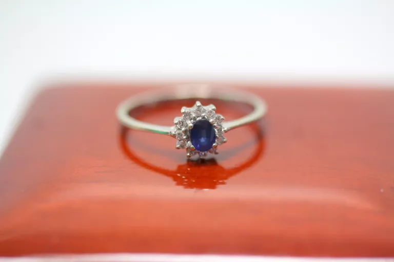 zloty-pierscionek-1x-szafir-025g-12x-brylant-006ct-585-12g-r11-kamien-17088-128