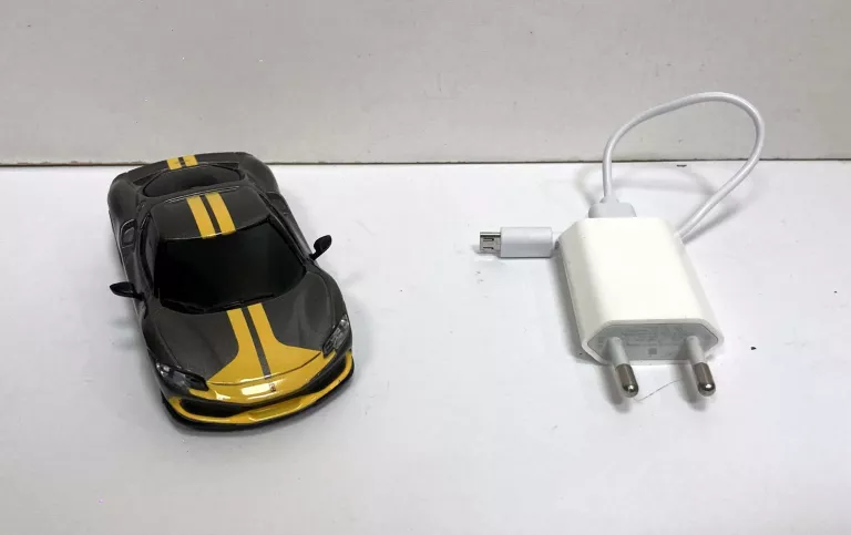 AUTKO ZDALNIE STEREOWANE FERRARI 298 GTB BBURAGO