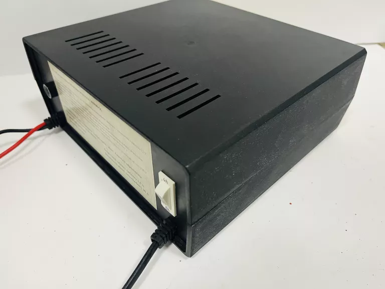 PROSTOWNIK TRANSFORMATOROWY Z REGULACJĄ 12V/15A PROSTEL CAR