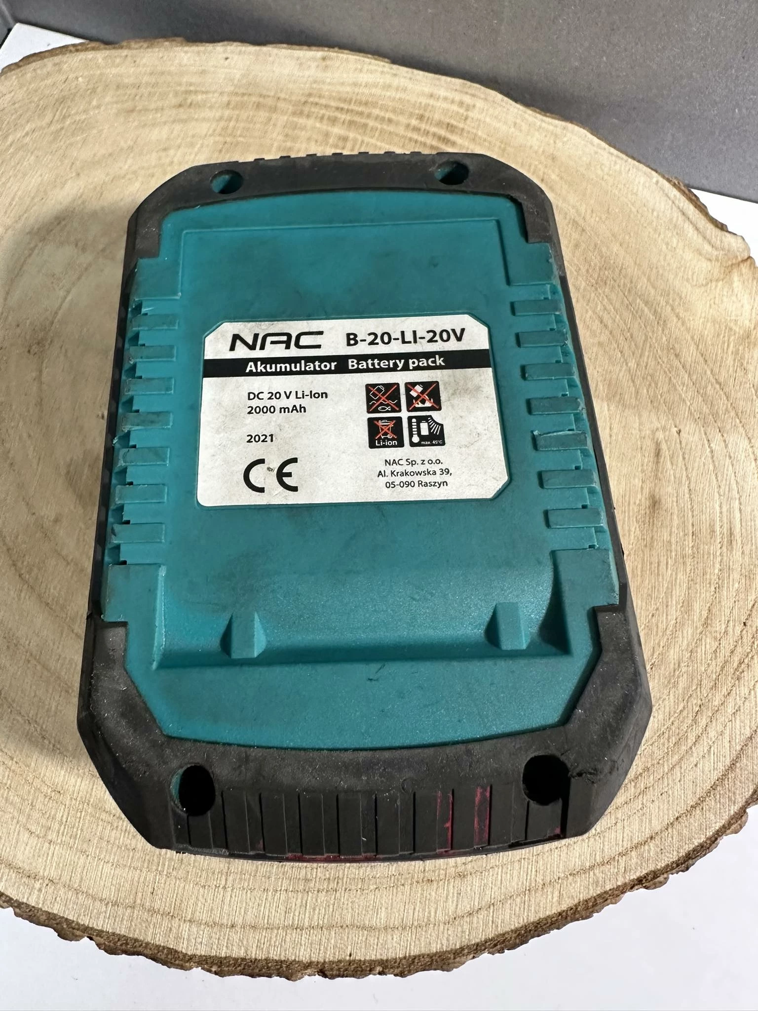 nac-akumulator-20v-b-20-li-20v-2ah-pojemnosc-akumulatora-200