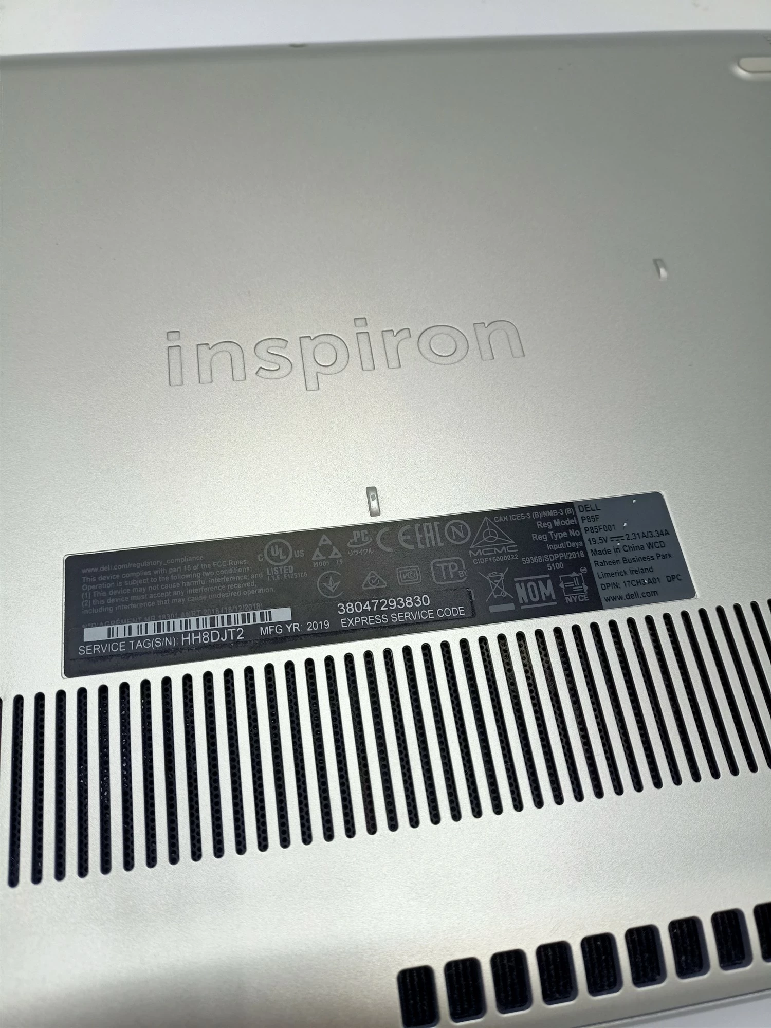 laptop-dell-inspiron-5580-p85-przekatna-ekranu-1560