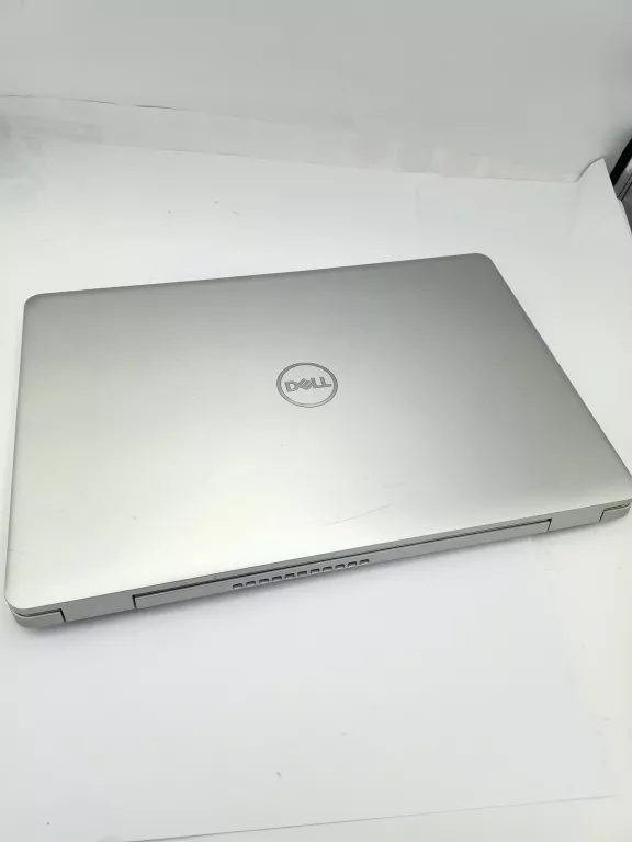 laptop-dell-inspiron-5580-p85-stan-11323-2
