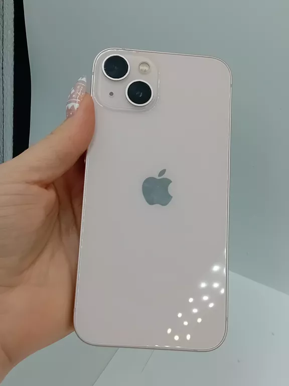 SMARTFON APPLE IPHONE 13 256 GB RÓŻOWY KONDYCJA BARTERII 94%