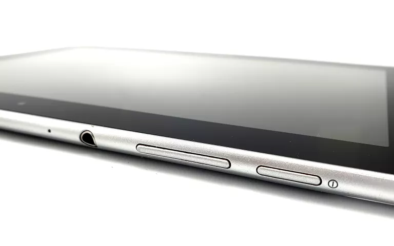 TABLET SAMSUNG GALAXY GT-P7300 / KLAWIATURA