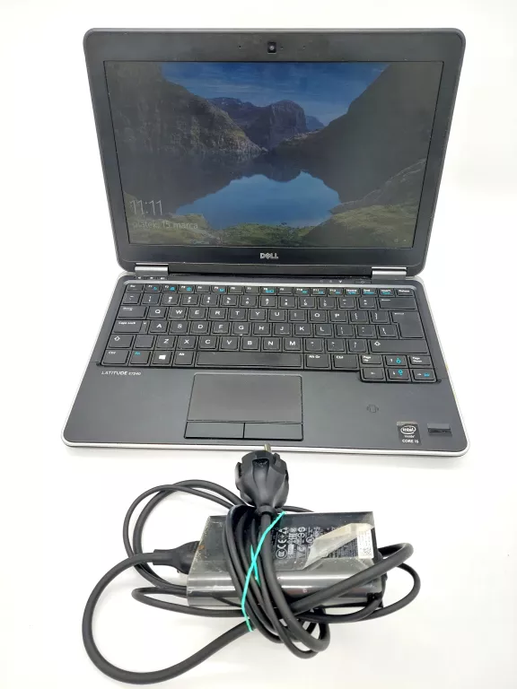 LAPTOP DELL LATITUDE E7240 /I5/8GB/256SSD/WIN10 + ZASILACZ