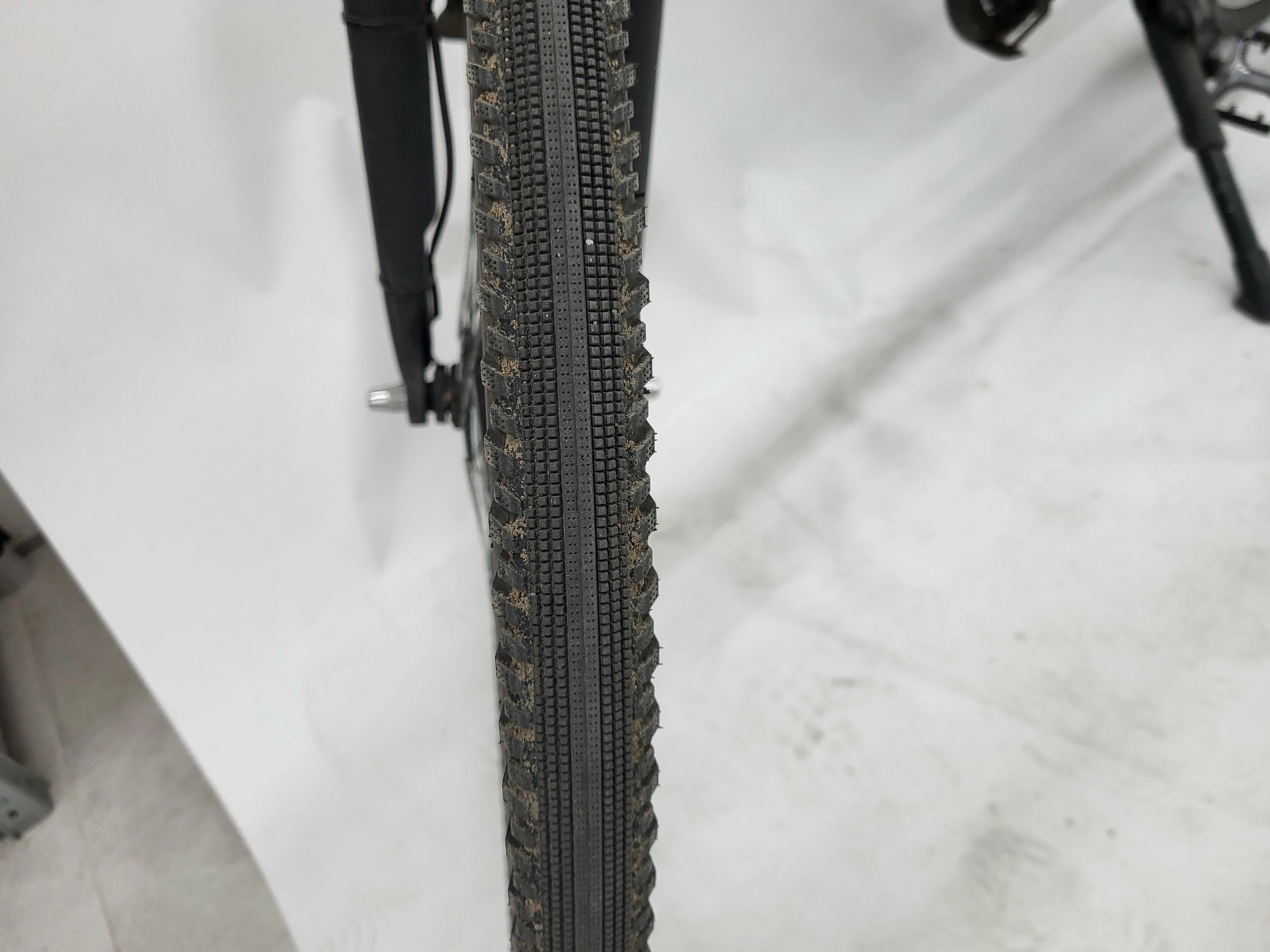 rower-romet-wagant-5-ciemno-zloto-28-meski-dodatkowa-kierownica-amortyzacja-129291-1