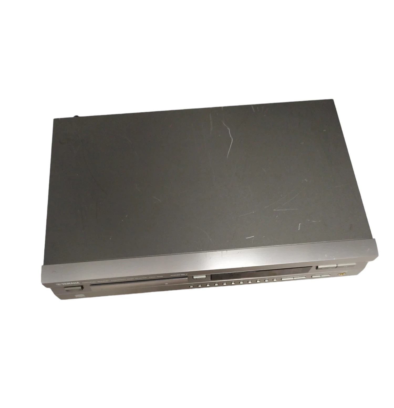 odtwarzacz-yamaha-cdx-596-stan-uzywany