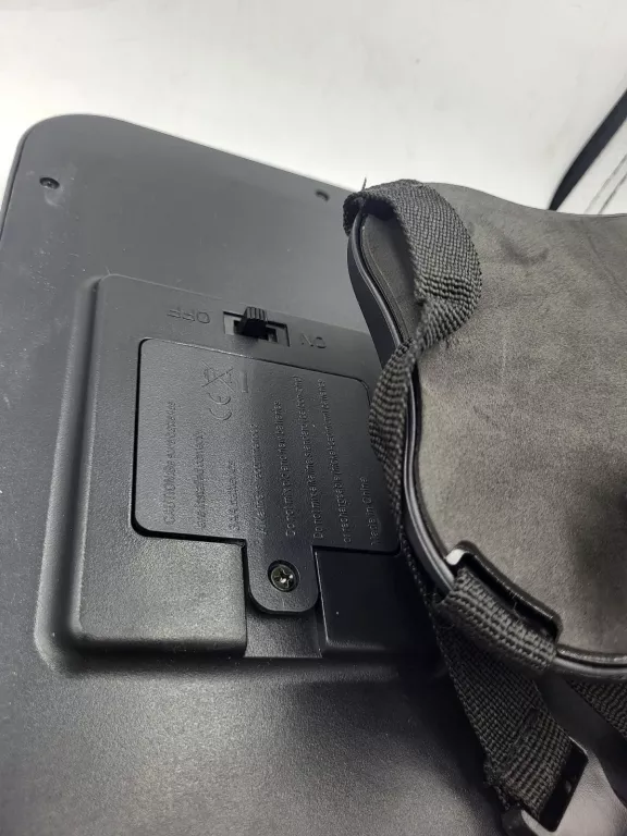 jane-lusterko-bezpieczenstwa-do-obserwacji-dziecka-sposob-montazu-pasek-z-regulowana-klamra