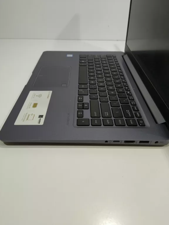 LAPTOP ASUS VIVOBOOK A510U + STACJA CD ASUS