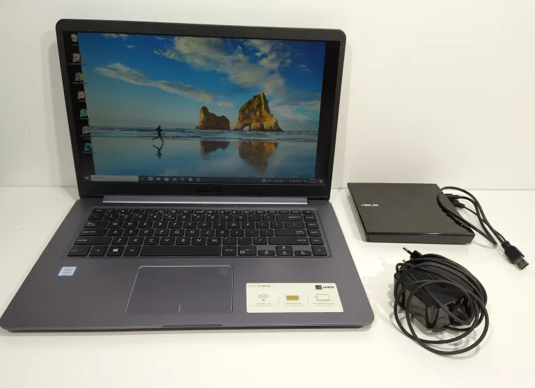 LAPTOP ASUS VIVOBOOK A510U + STACJA CD ASUS