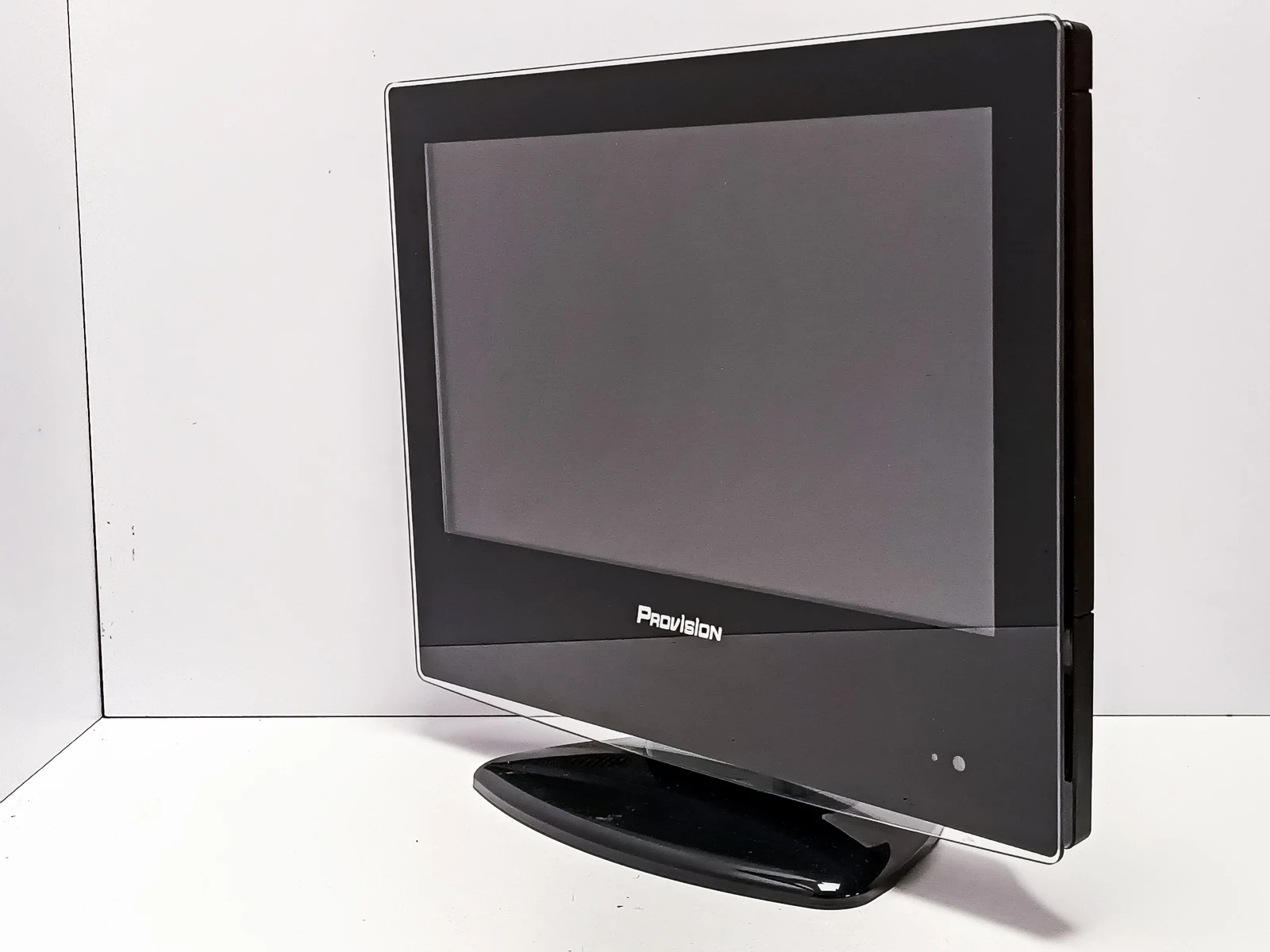 telewizor-provision-u15693bgt2ci-typ-telewizora-lcd