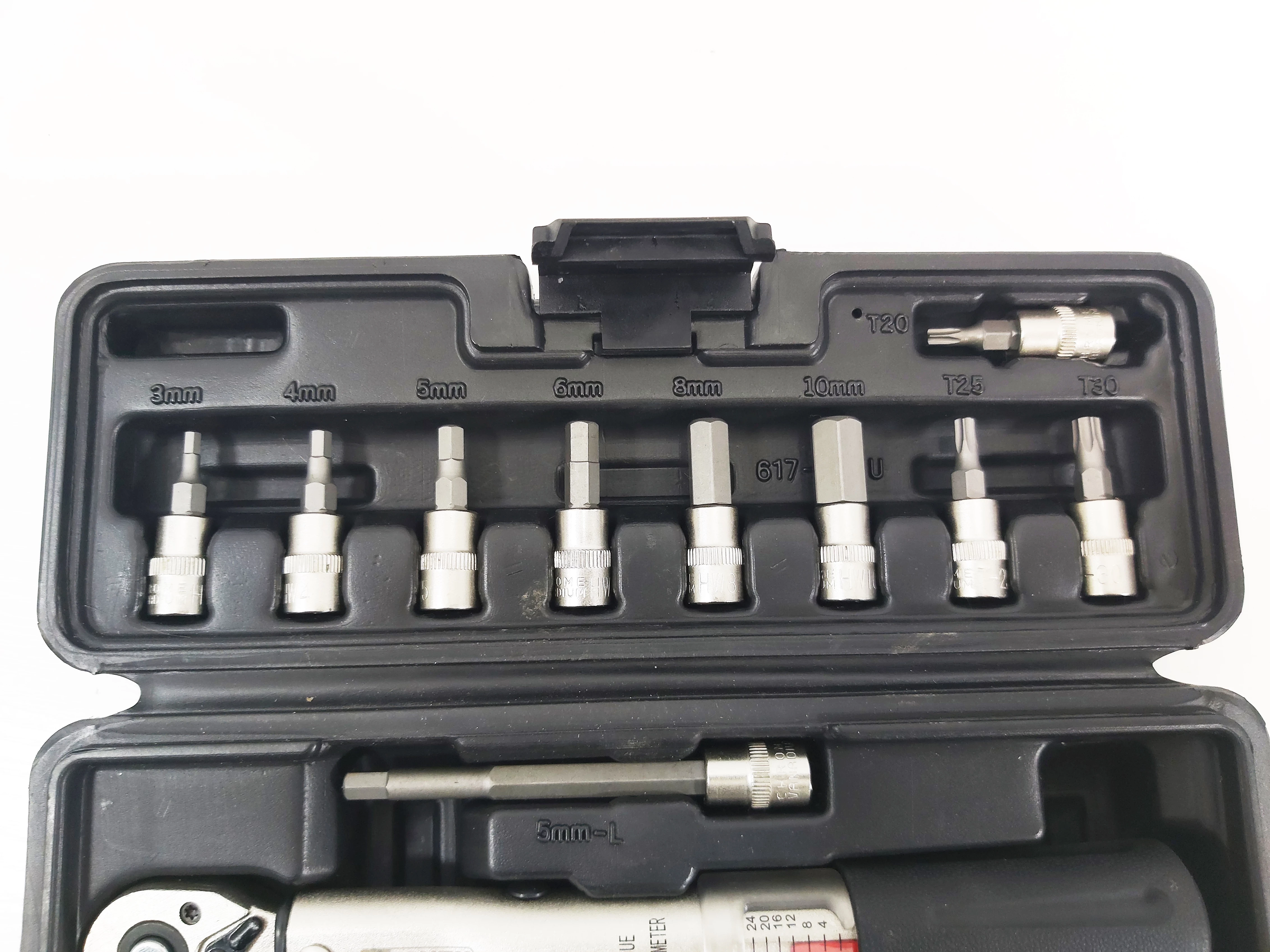 klucz-dynamometryczny-mighty-z-regulacja-2-24nm-stan-uzywany