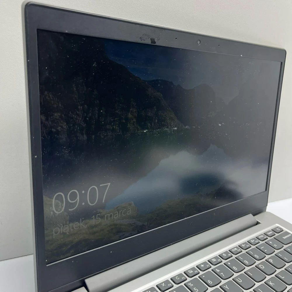 laptop-lenovo-ideapad-1-amgd-6-4-gb-ram-przekatna-ekranu-1400