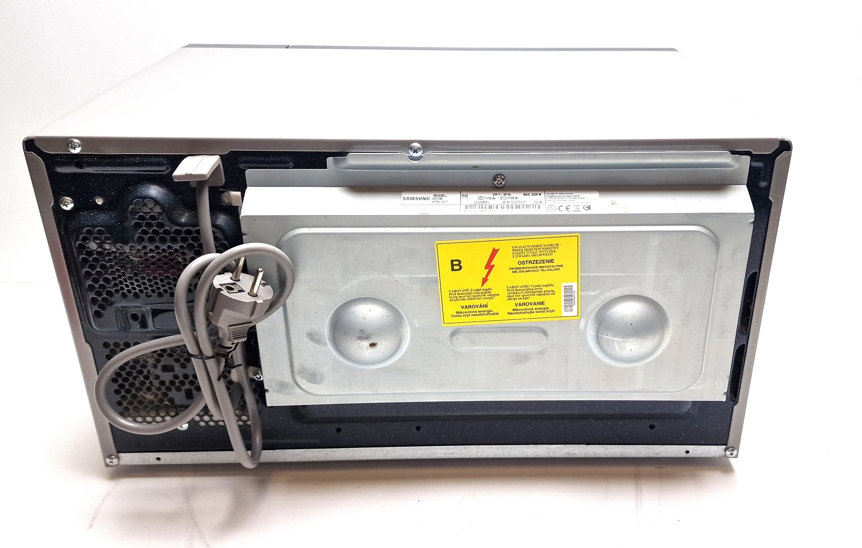 kuchenka-mikrofalowa-samsung-ge73m-funkcje-gotowania-grillowanie