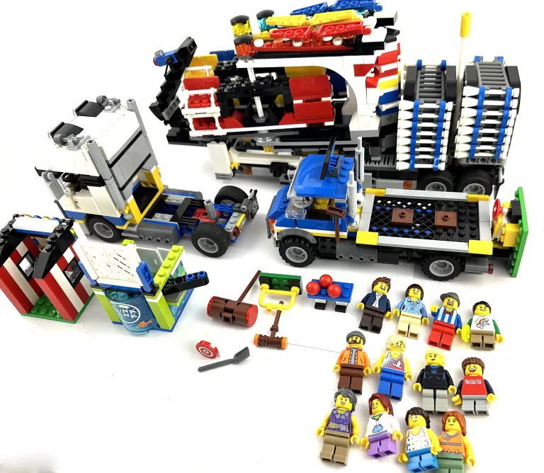 LEGO CREATOR EXPERT 10244