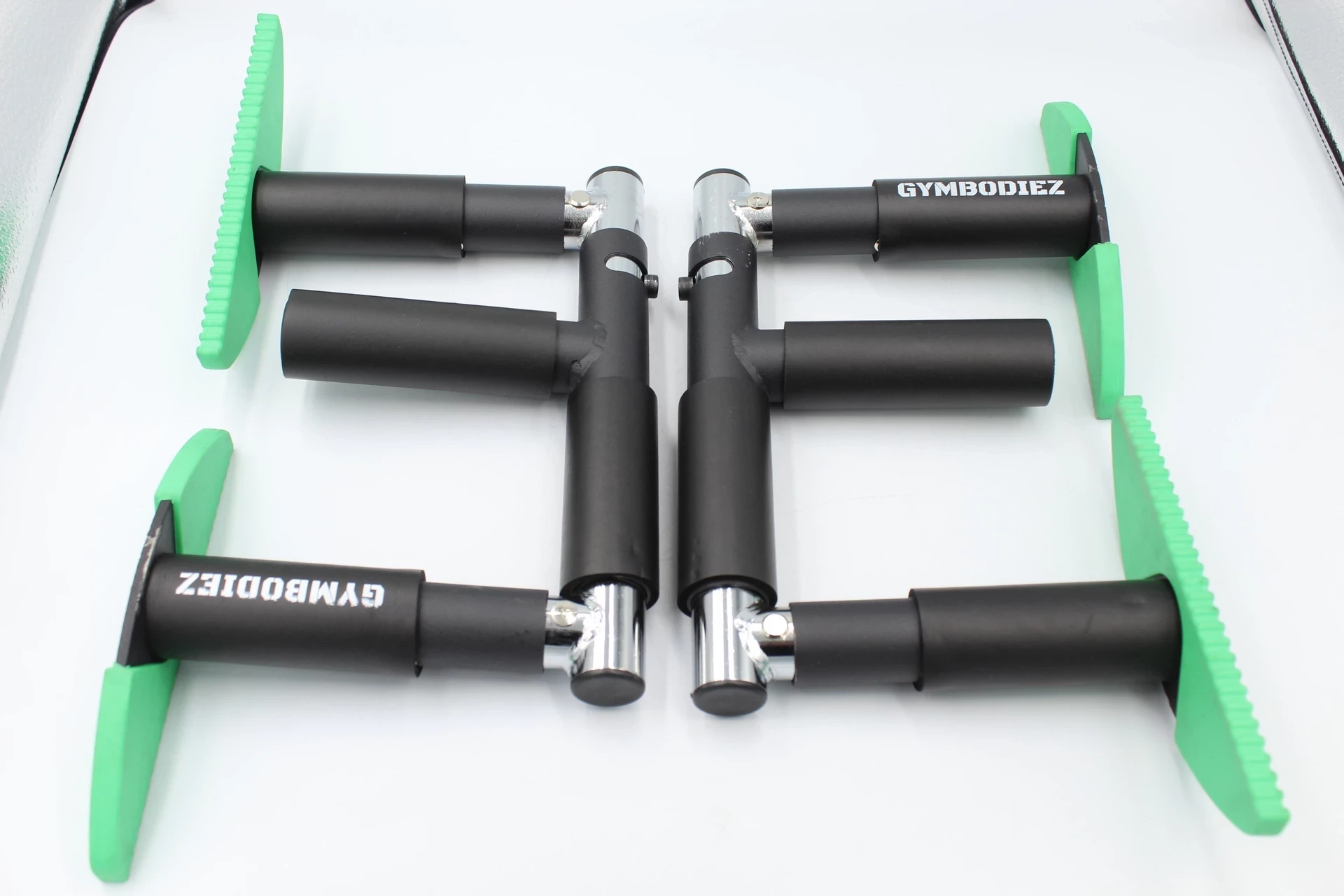 skladany-drazek-do-podciagania-gymbodiez-flex-up-na-futryne-drzwi-model-0001