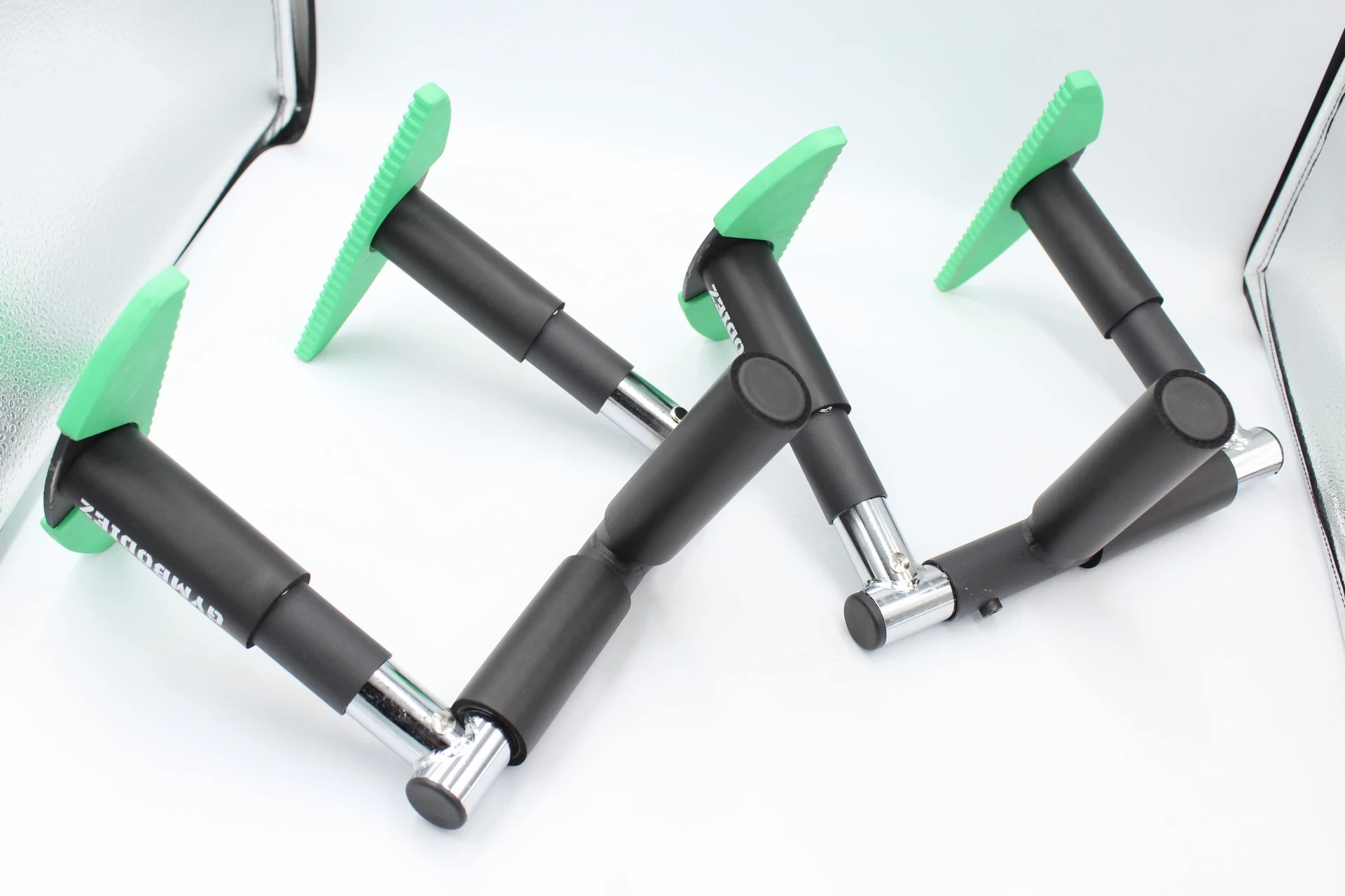 skladany-drazek-do-podciagania-gymbodiez-flex-up-na-futryne-drzwi-przeznaczenie-do-podciagania