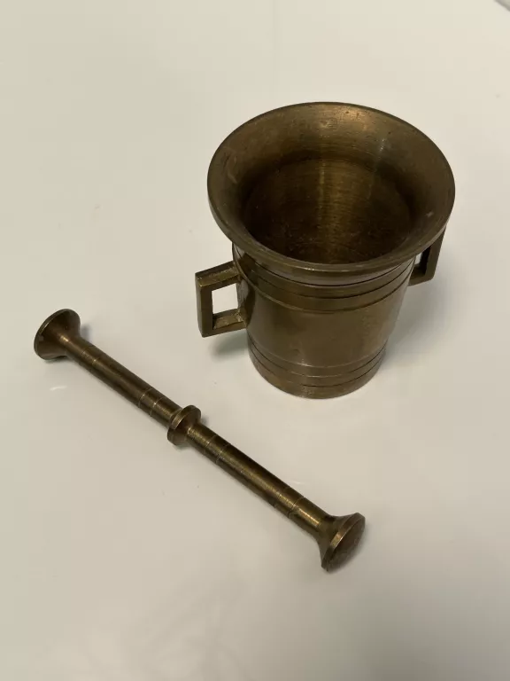 mozdzierz-mosiezny-stan-nie-wymaga-renowacji